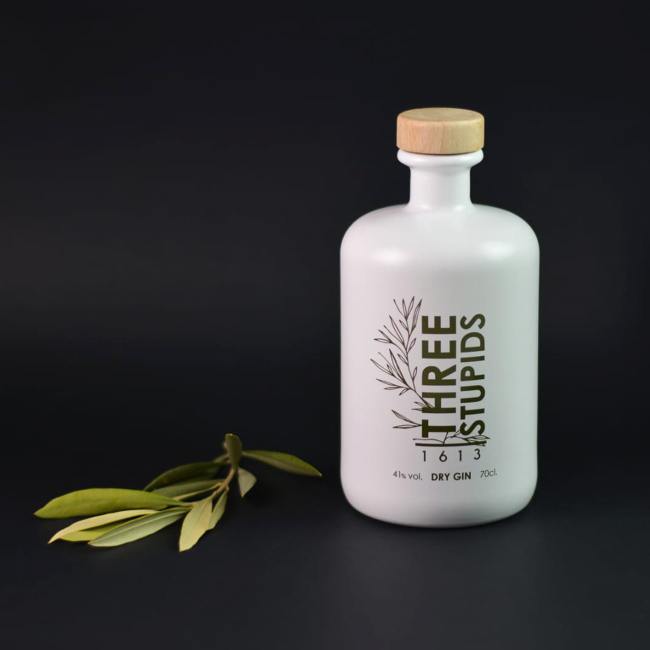 THREE STUPIDS GIN - DESTILERÍA DE MADRID