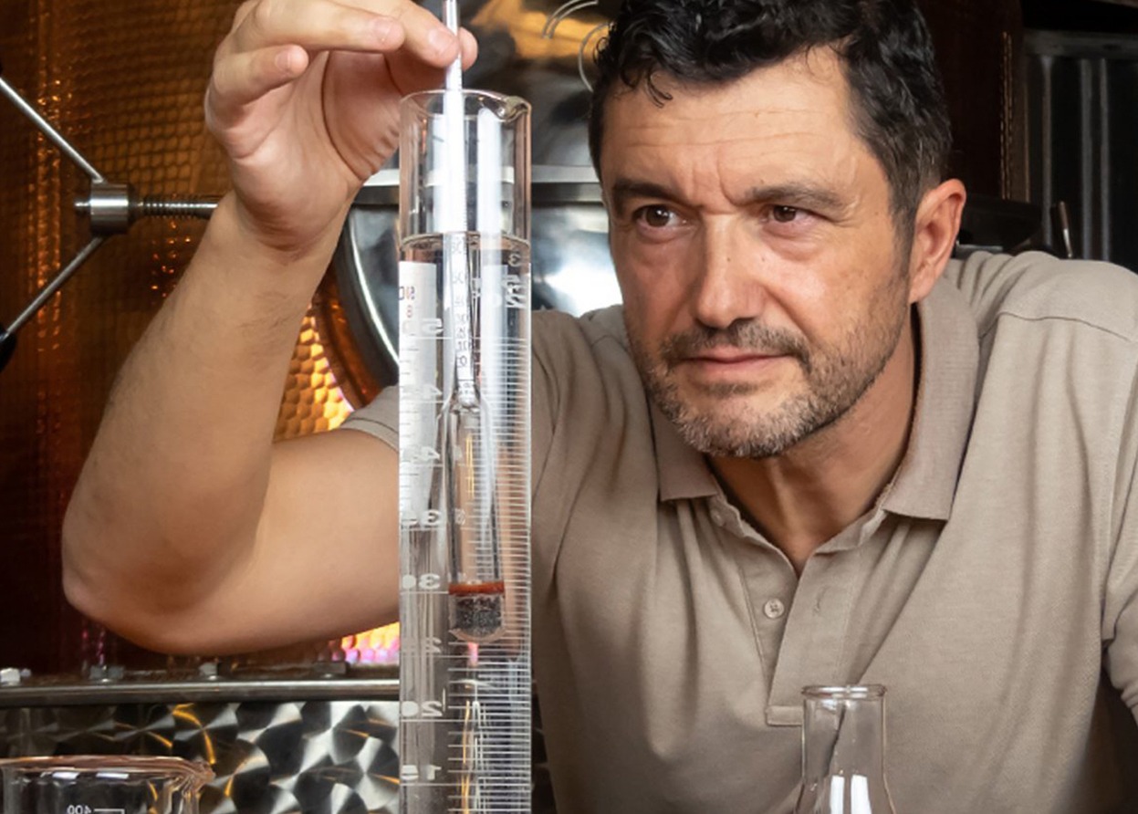 DESTILERIA DE MADRID - CUSTOM DISTILLING